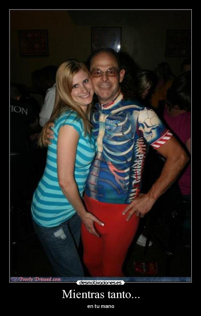 Mientras tanto... - en tu mano