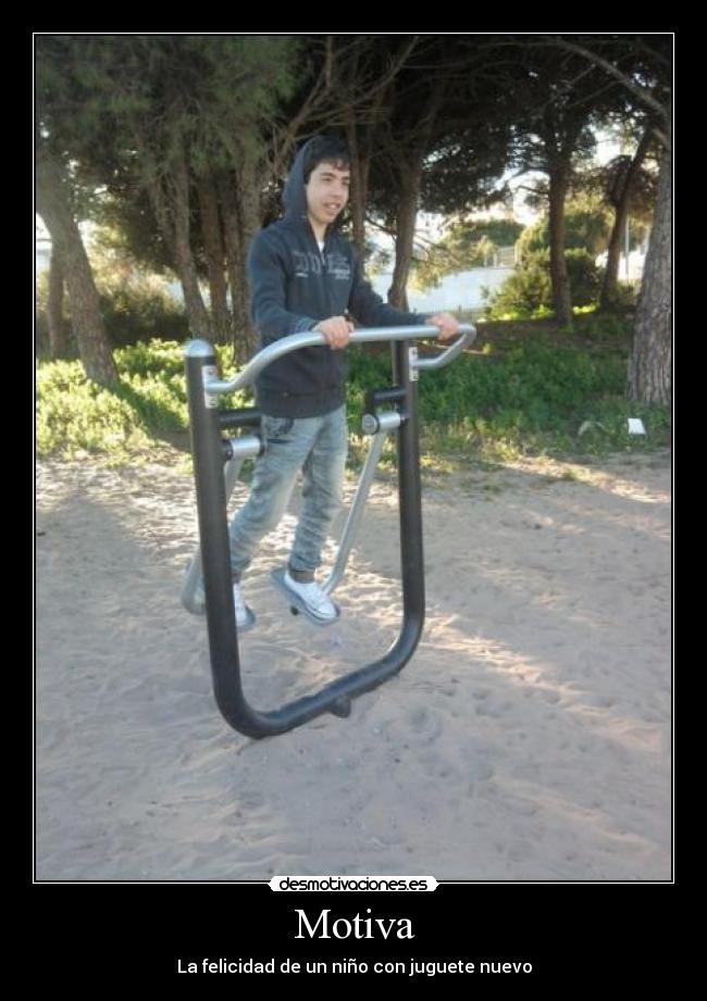 Motiva - La felicidad de un niño con juguete nuevo