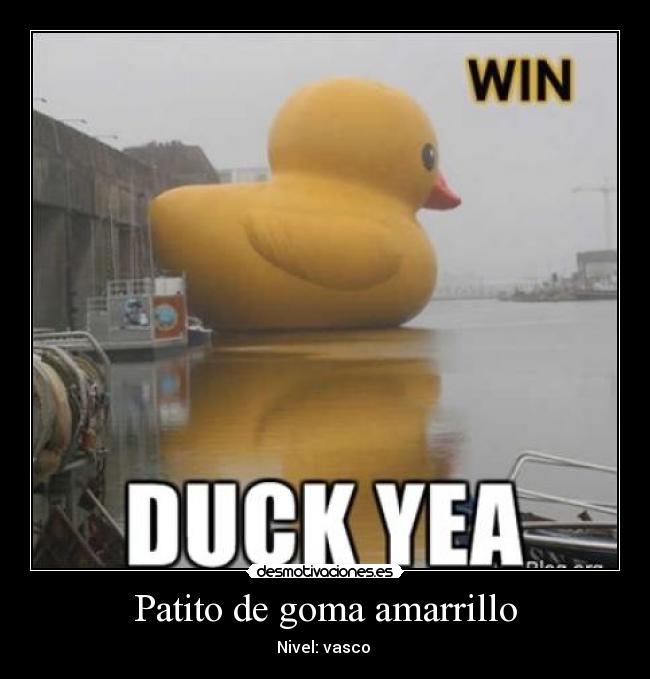 Patito de goma amarrillo -