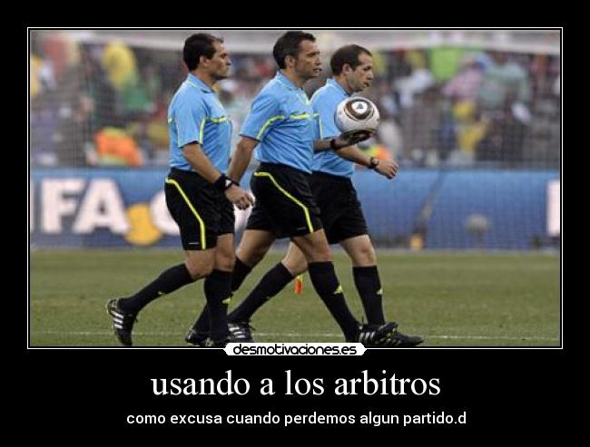 usando a los arbitros - 