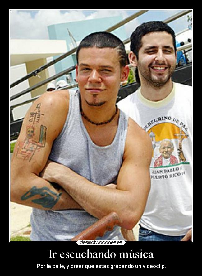 Ir escuchando música -