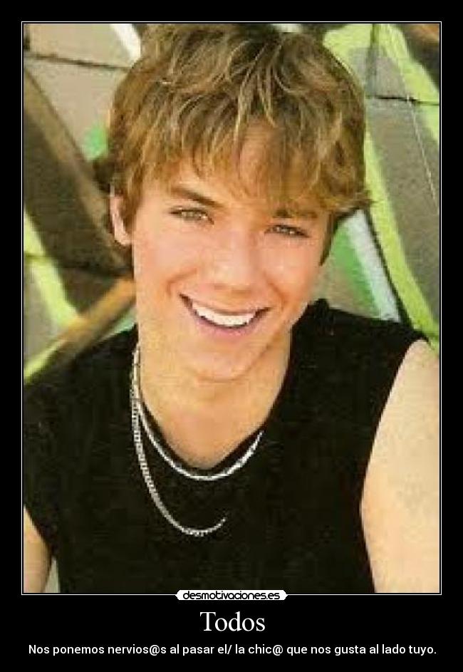 Todos - Nos ponemos nervios@s al pasar el/ la chic@ que nos gusta al lado tuyo.