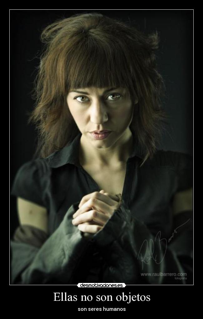 carteles mujeres valen mucho desmotivaciones