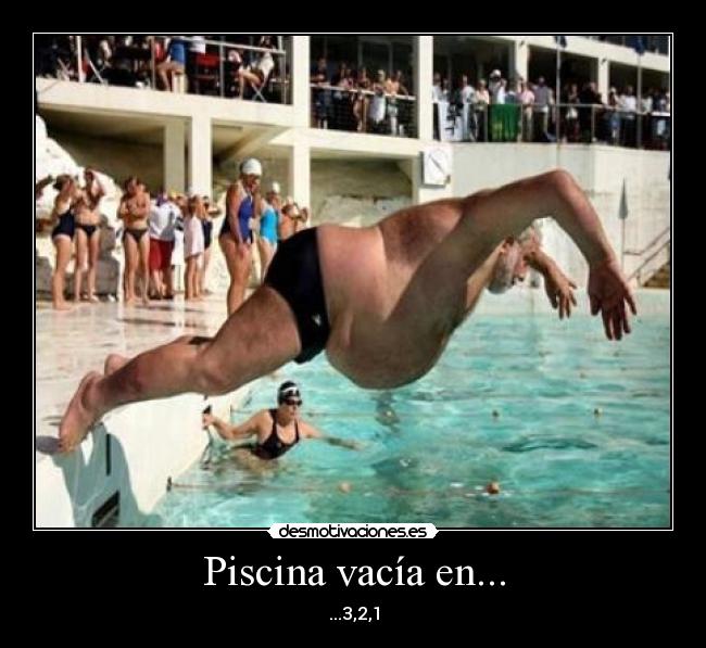 Piscina vacía en... -