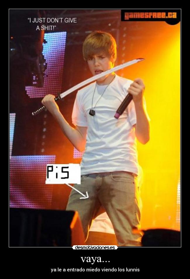 vaya... - ya le a entrado miedo viendo los lunnis