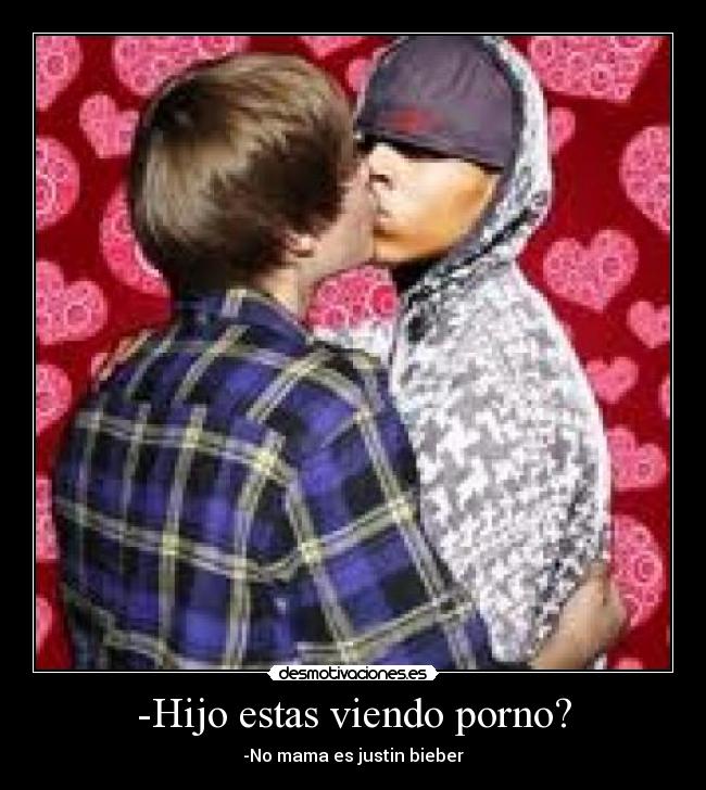-Hijo estas viendo porno? - 