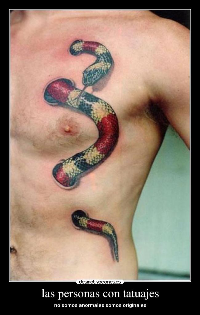 las personas con tatuajes -