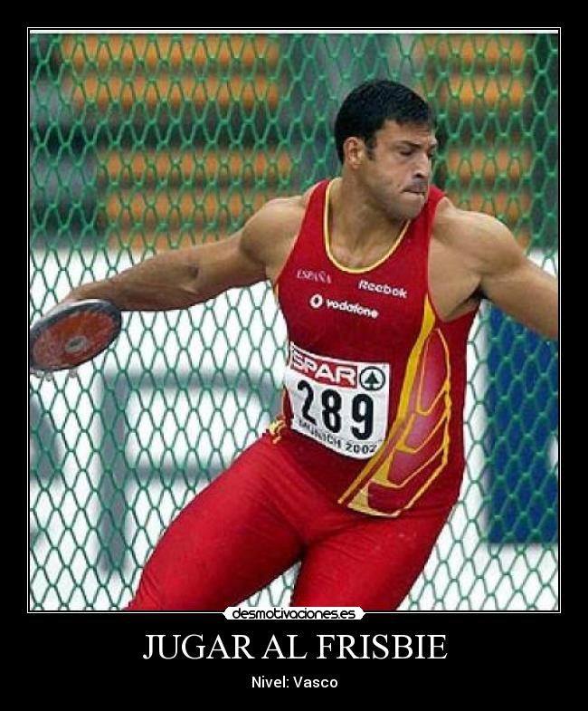 JUGAR AL FRISBIE -