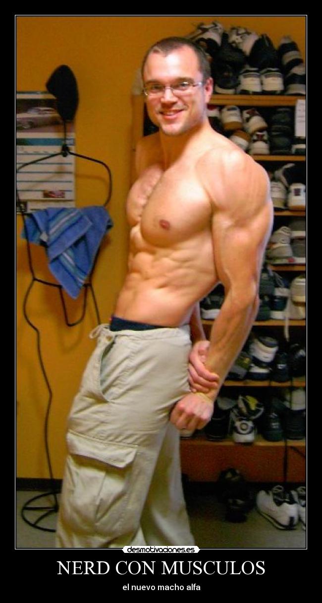 carteles nerd con musculos desmotivaciones