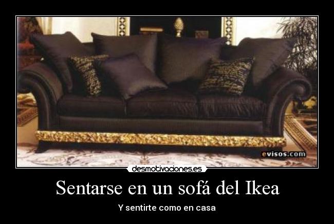Sentarse en un sofá del Ikea - 