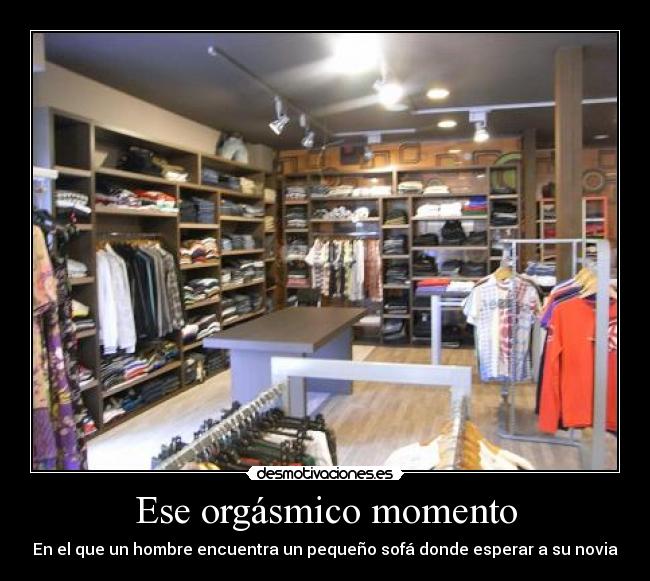 Ese orgásmico momento - En el que un hombre encuentra un pequeño sofá donde esperar a su novia