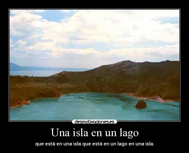 Una isla en un lago -