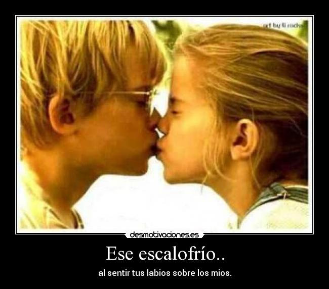 carteles beso desmotivaciones