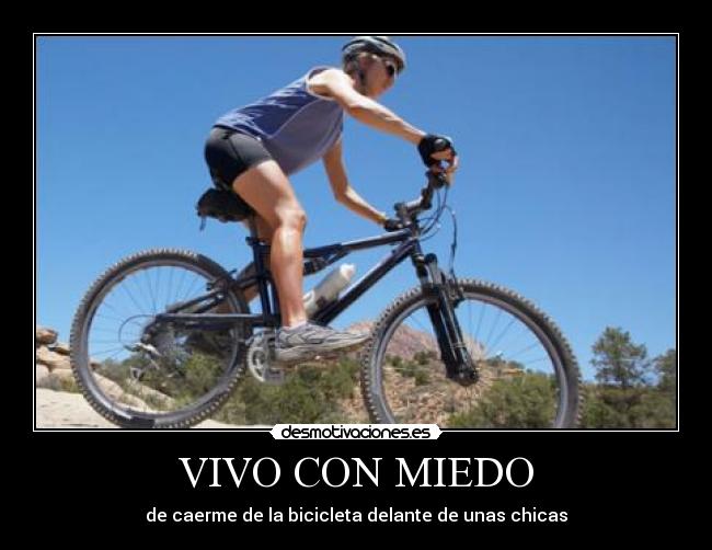 VIVO CON MIEDO - de caerme de la bicicleta delante de unas chicas