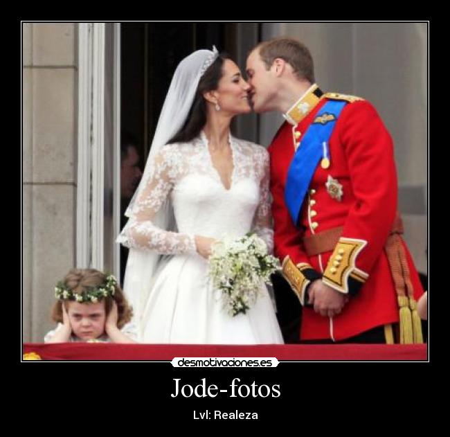 carteles beso boda jodefotos desmotivaciones