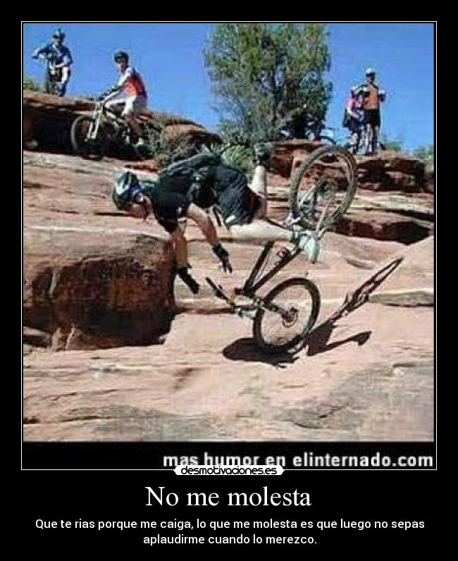 carteles bici caida desmotivaciones