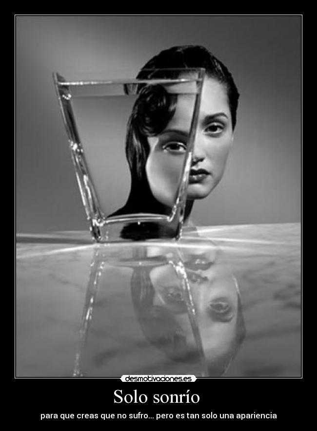 Solo sonrío  - 