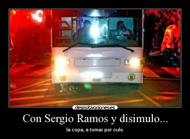 Con Sergio Ramos y disimulo... -