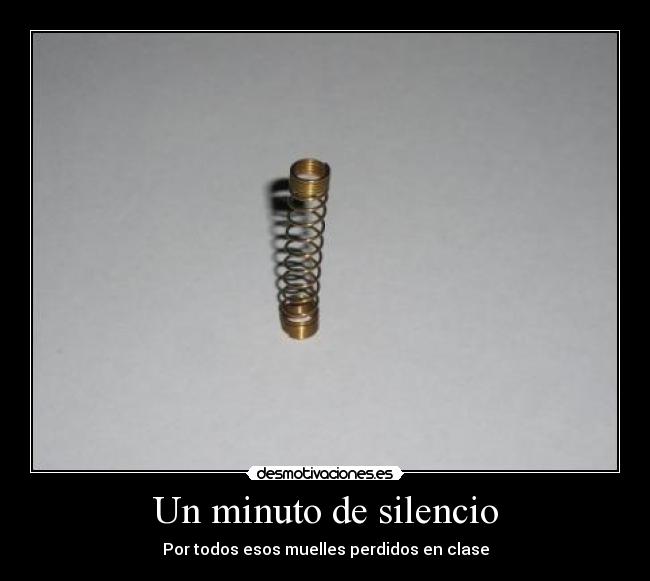 Un minuto de silencio - Por todos esos muelles perdidos en clase