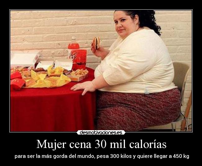 Mujer cena 30 mil calorías -  para ser la más gorda del mundo, pesa 300 kilos y quiere llegar a 450 kg