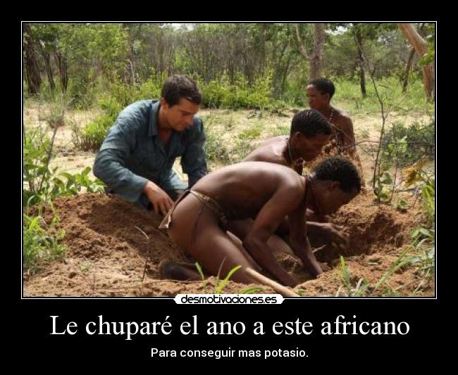Le chuparé el ano a este africano -
