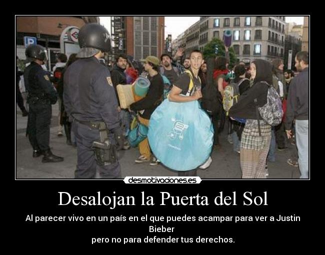 carteles acampada sol desalojo gobierno spanish revolution desmotivaciones