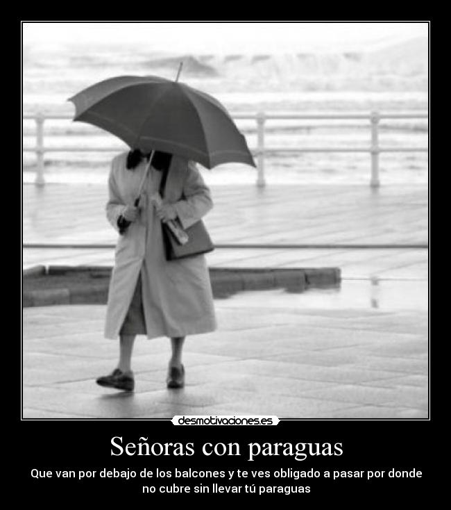 Señoras con paraguas -