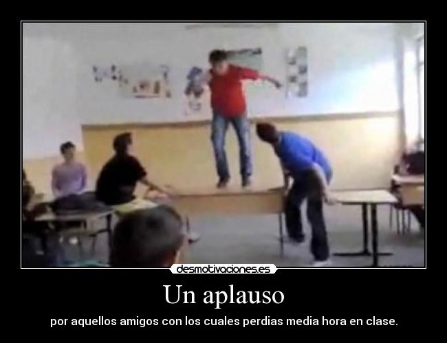 carteles aplauso desmotivaciones