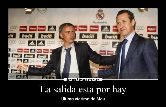 La salida esta por hay -