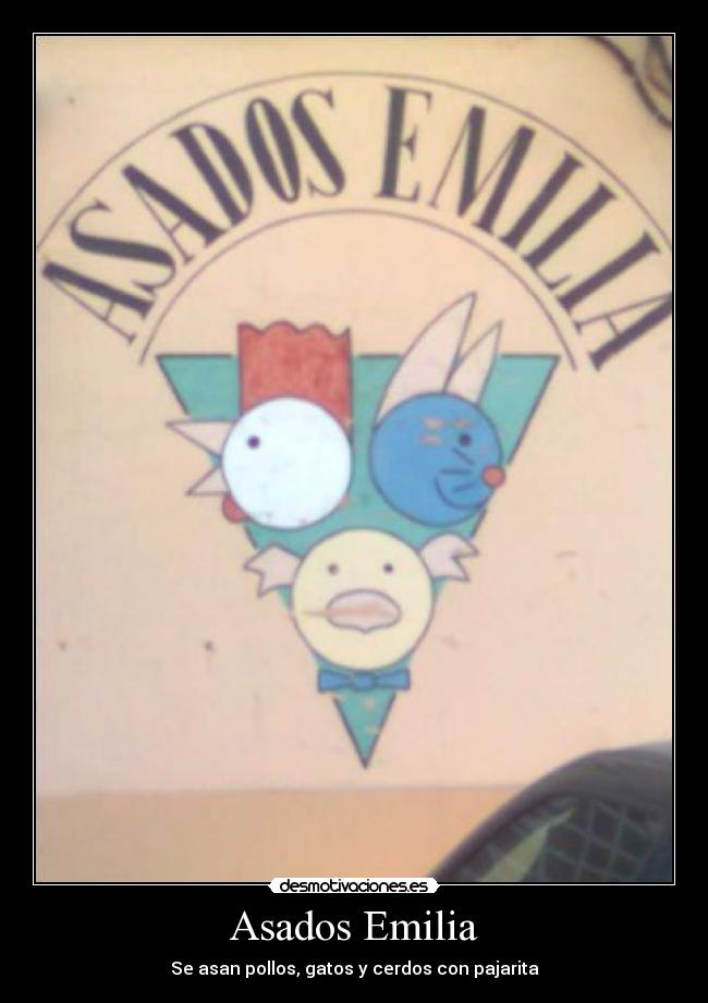 Asados Emilia - Se asan pollos, gatos y cerdos con pajarita