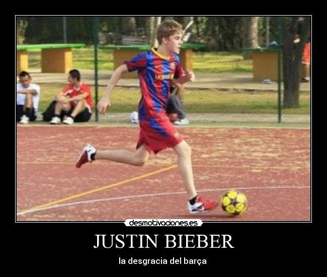JUSTIN BIEBER -