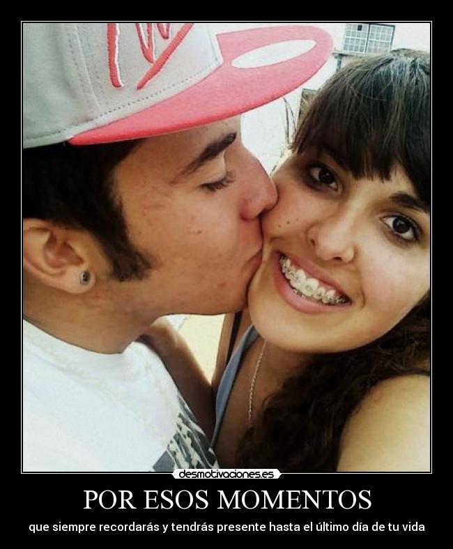 POR ESOS MOMENTOS - 