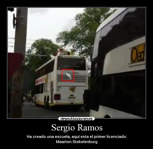 Sergio Ramos - Ha creado una escuela, aquí esta el primer licenciado:
Maarten Stekelenburg