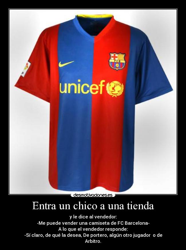 Entra un chico a una tienda -