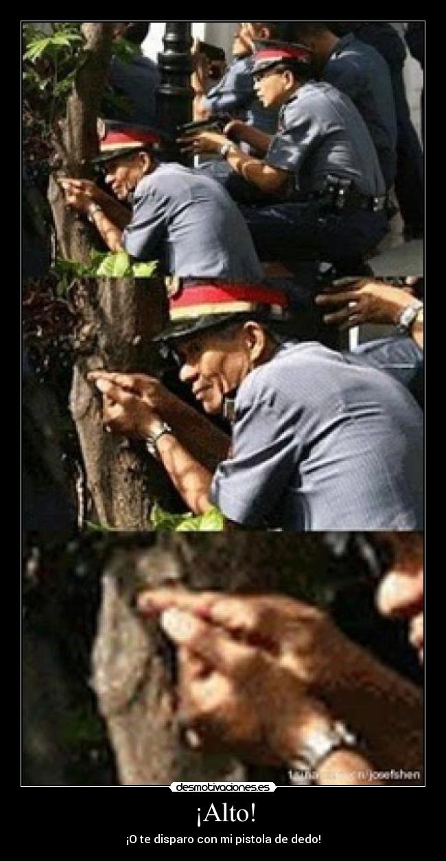 ¡Alto! - ¡O te disparo con mi pistola de dedo!