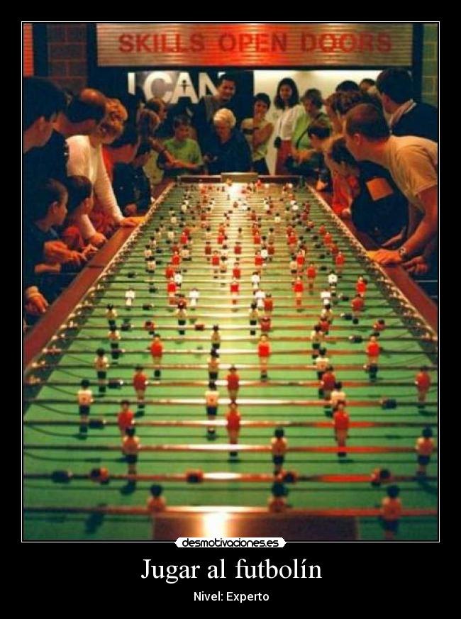 Jugar al futbolín - 