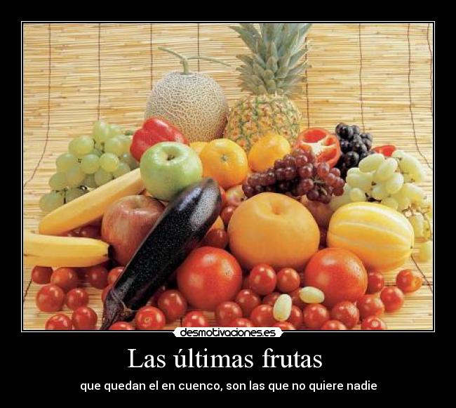 Las últimas frutas - que quedan el en cuenco, son las que no quiere nadie
