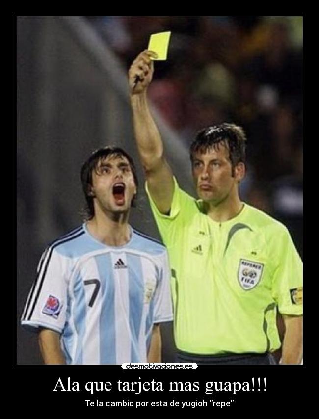 carteles futbol tarjeta juego grito arbitro desmotivaciones