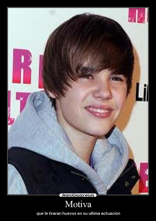 Motiva - que le tiraran huevos en su ultima actuaciòn