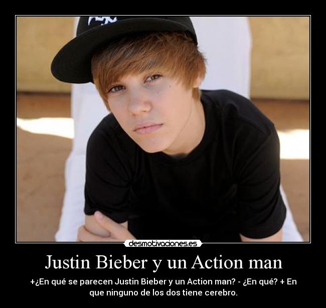Justin Bieber y un Action man -