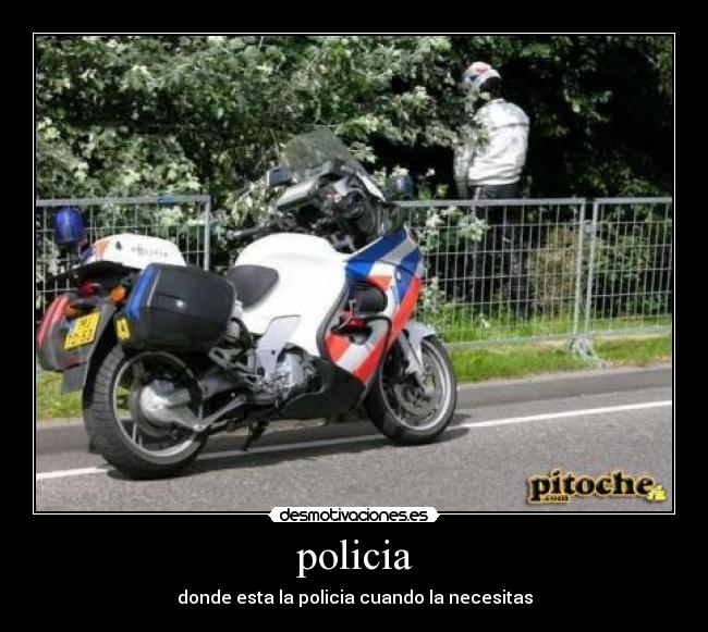 policia - donde esta la policia cuando la necesitas