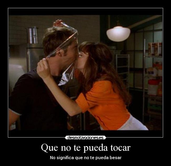 carteles beso desmotivaciones