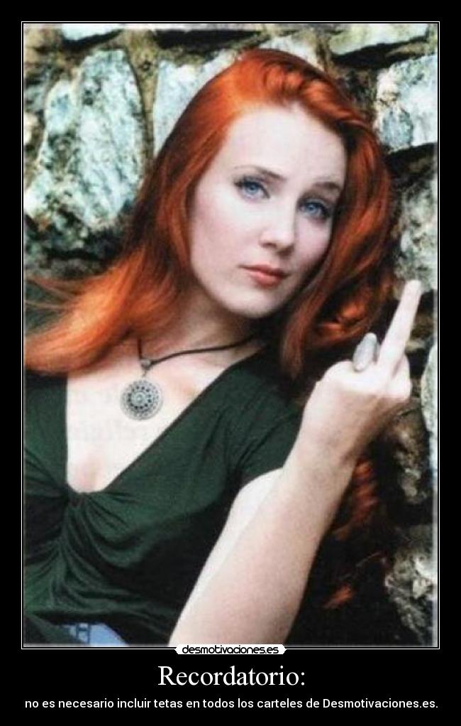 Recordatorio: - no es necesario incluir tetas en todos los carteles de Desmotivaciones.es.