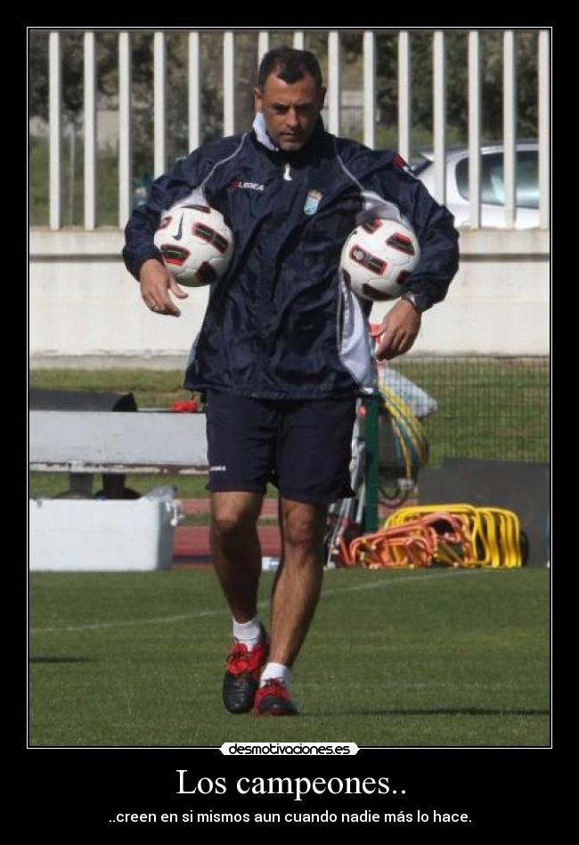 carteles los campeones desmotivaciones