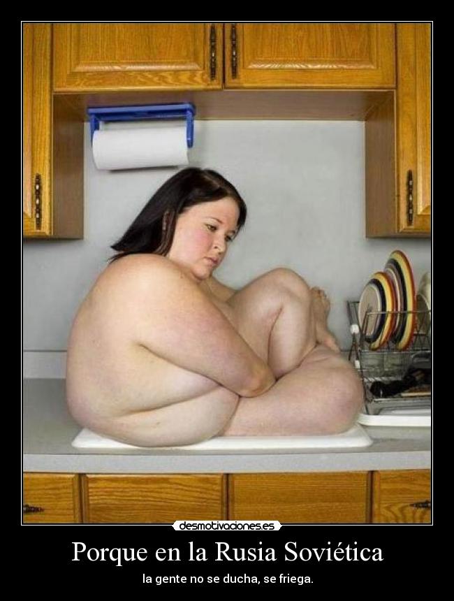 Porque en la Rusia Soviética - la gente no se ducha, se friega.