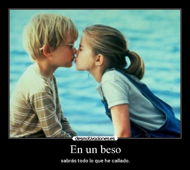 carteles beso desmotivaciones