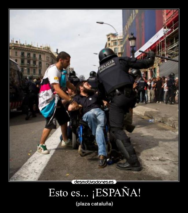 Esto es... ¡ESPAÑA! - (plaza cataluña)