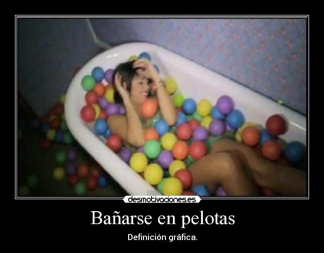 Bañarse en pelotas -