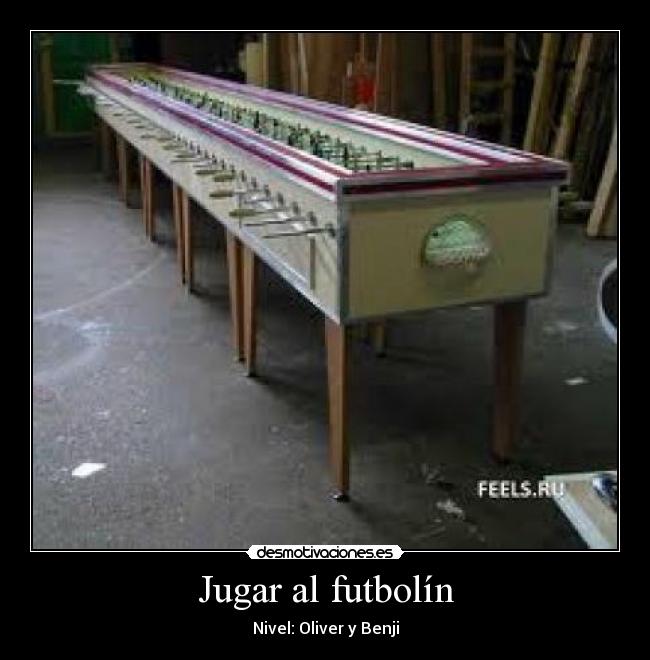 Jugar al futbolín - 