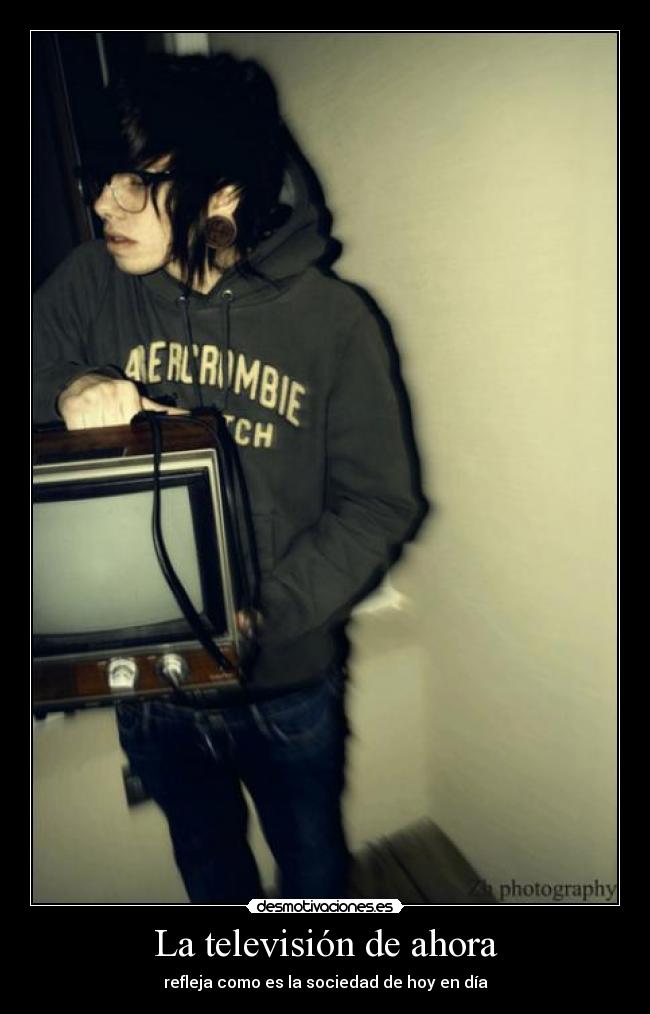 La televisión de ahora - refleja como es la sociedad de hoy en día